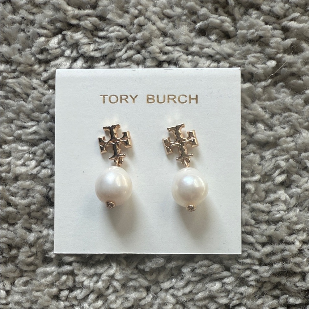 Tory Burch Gold and Cream Pearl Drop Earrings